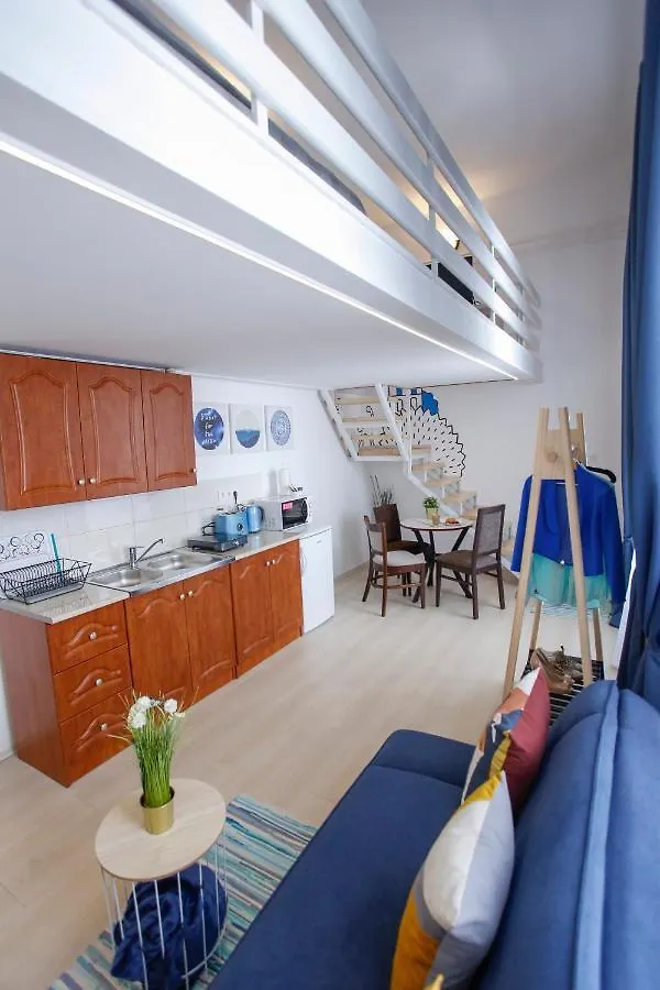 Apart Otel Urania Apartmanhaz Eğri