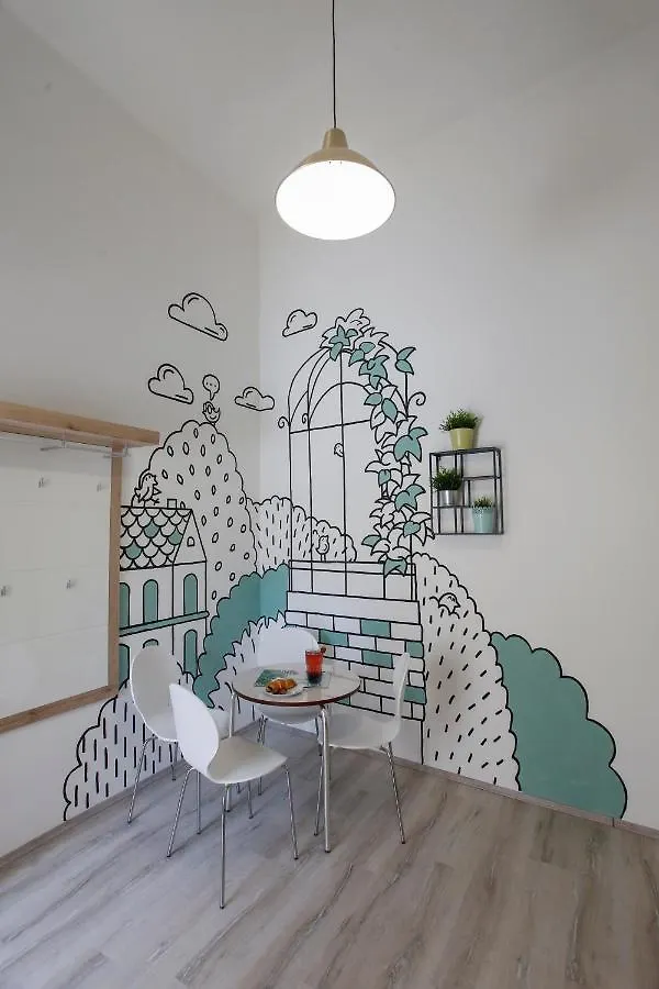 אגר Urania Apartmanhaz מלון דירות