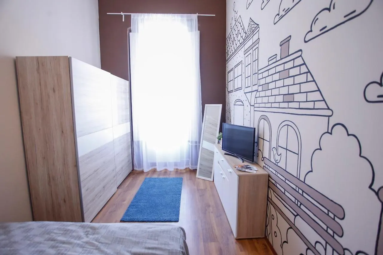 אגר Urania Apartmanhaz